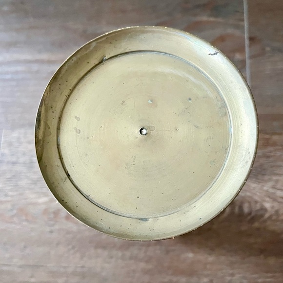 Vintage brass Taper vase h 10.5 inch - Picture 6 of 9